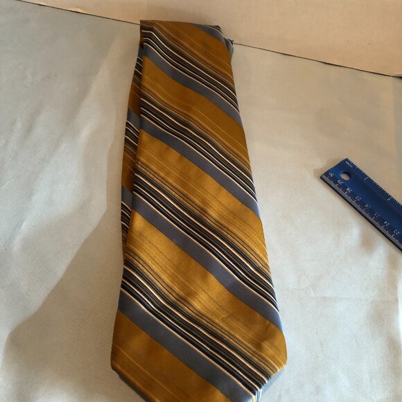 VINTAGE LOT of 8 Mens Ties - Some Imperfections SEE LISTING #F1 - Picture 16 of 16